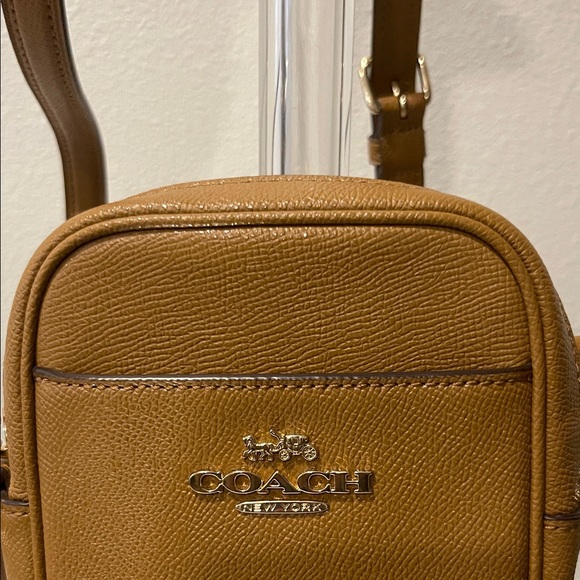 Coach Phoebe Brown Crossbody Bag NWOT - Picture 3 of 5